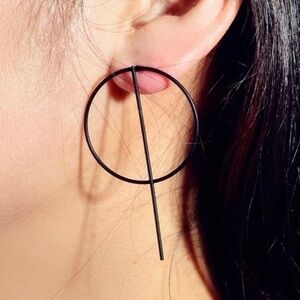 3/$30 🖤 Geometric Hoop Earrings